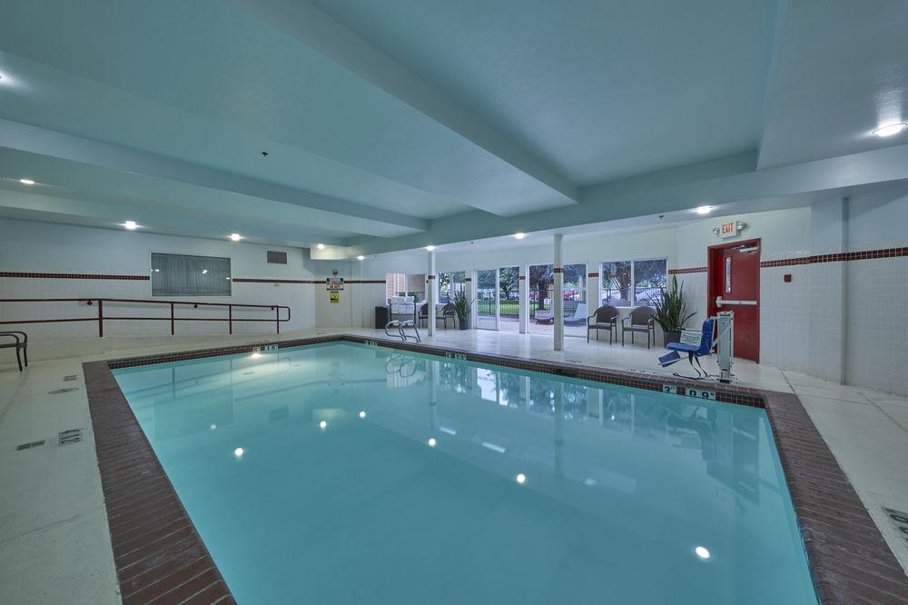 La Quinta Inn & Suites By Wyndham Springfield Zewnętrze zdjęcie