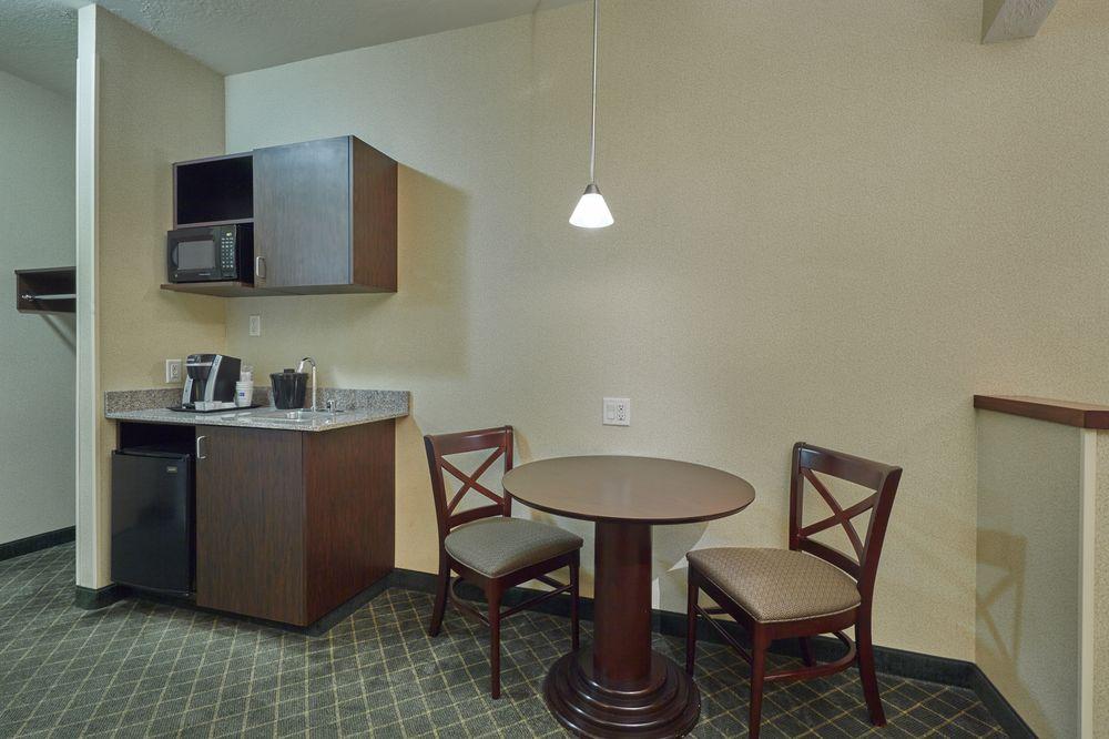 La Quinta Inn & Suites By Wyndham Springfield Zewnętrze zdjęcie