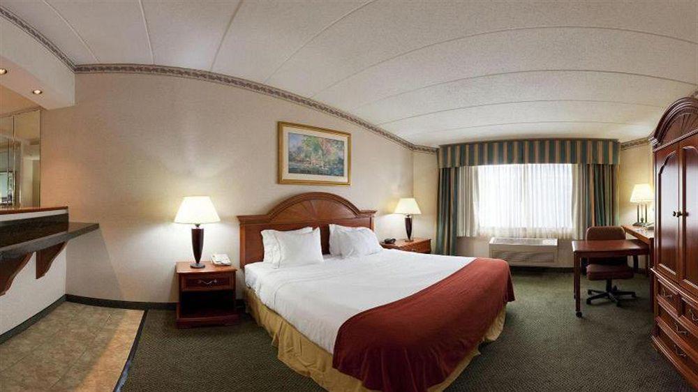La Quinta Inn & Suites By Wyndham Springfield Zewnętrze zdjęcie