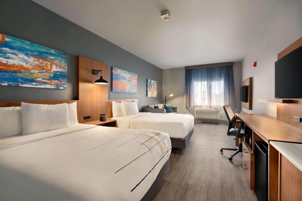 La Quinta Inn & Suites By Wyndham Springfield Zewnętrze zdjęcie