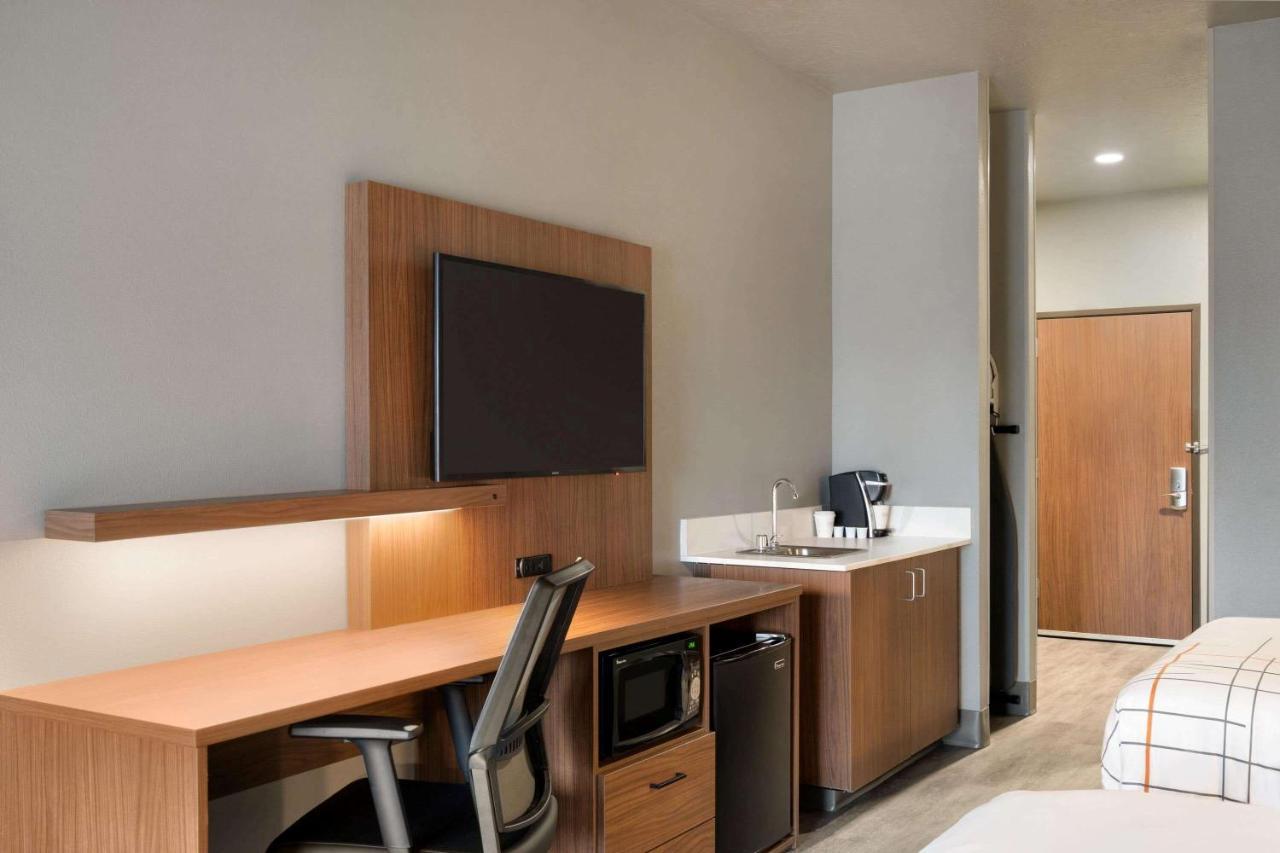 La Quinta Inn & Suites By Wyndham Springfield Zewnętrze zdjęcie