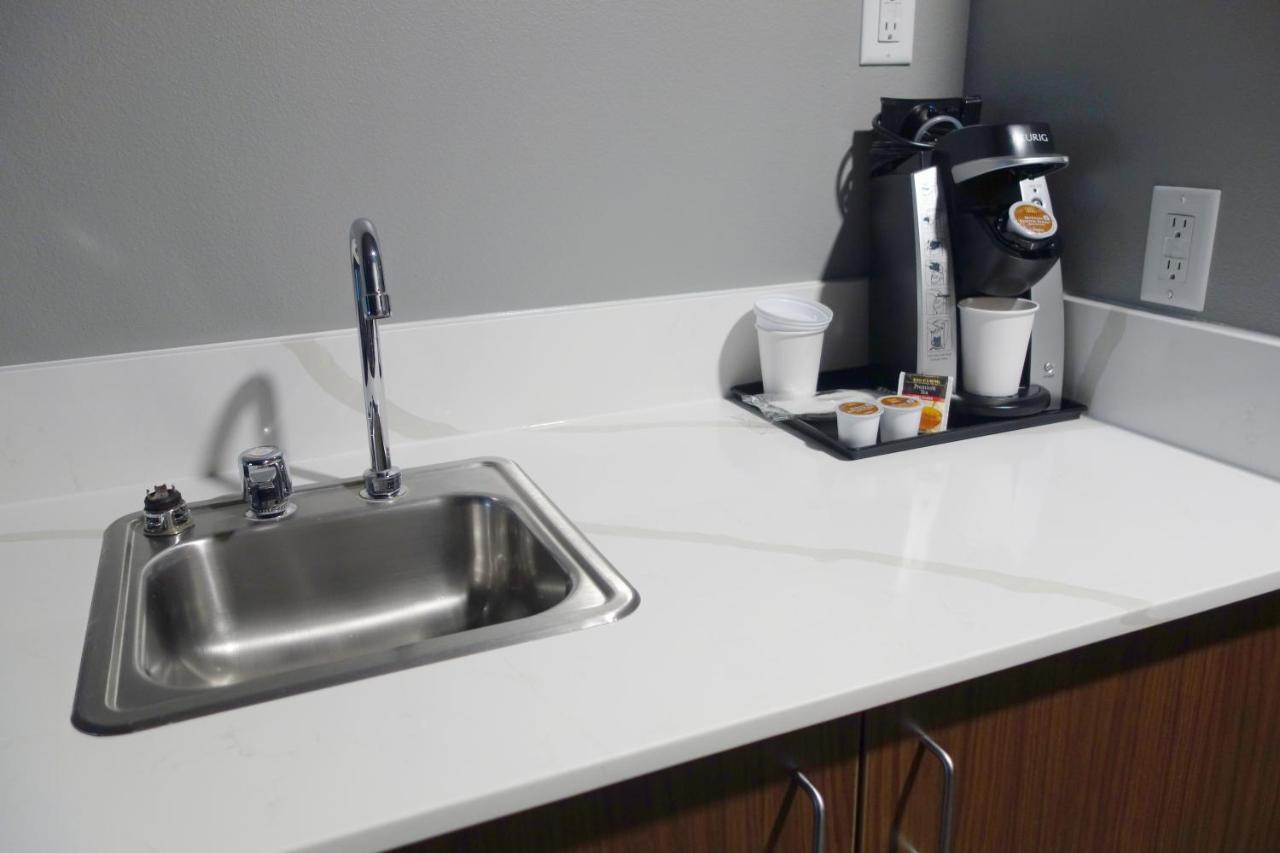 La Quinta Inn & Suites By Wyndham Springfield Zewnętrze zdjęcie