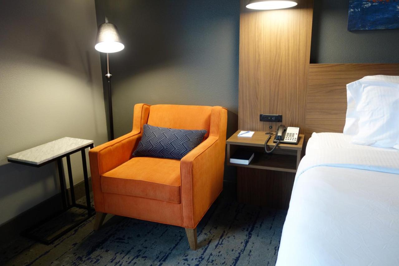 La Quinta Inn & Suites By Wyndham Springfield Zewnętrze zdjęcie